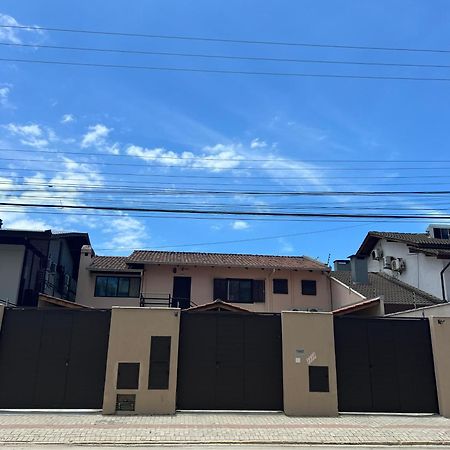 Casa Na Praia Frente Mar 01 ポルト・ベロ エクステリア 写真